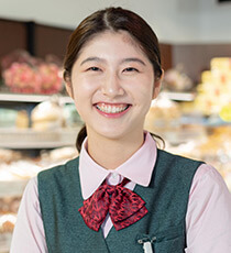 T.Uさん いかりスーパー レジスタッフ